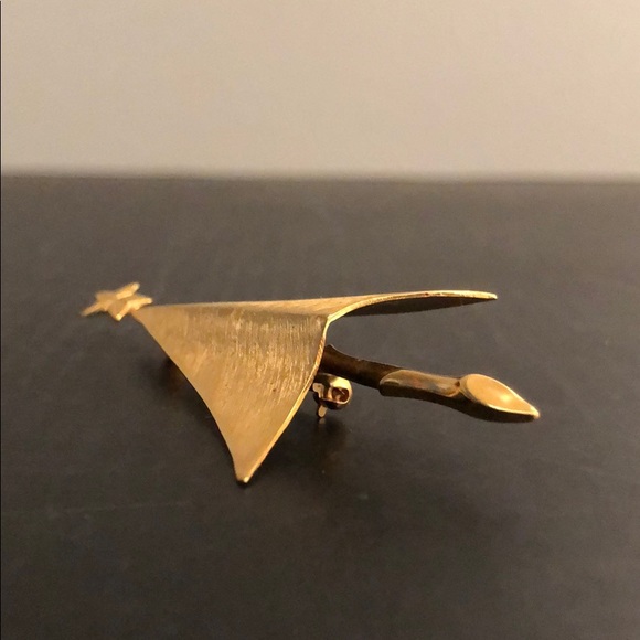 VINTAGE GOLDTONE GIOVANNI XMAS TREE PIN - Picture 2 of 16